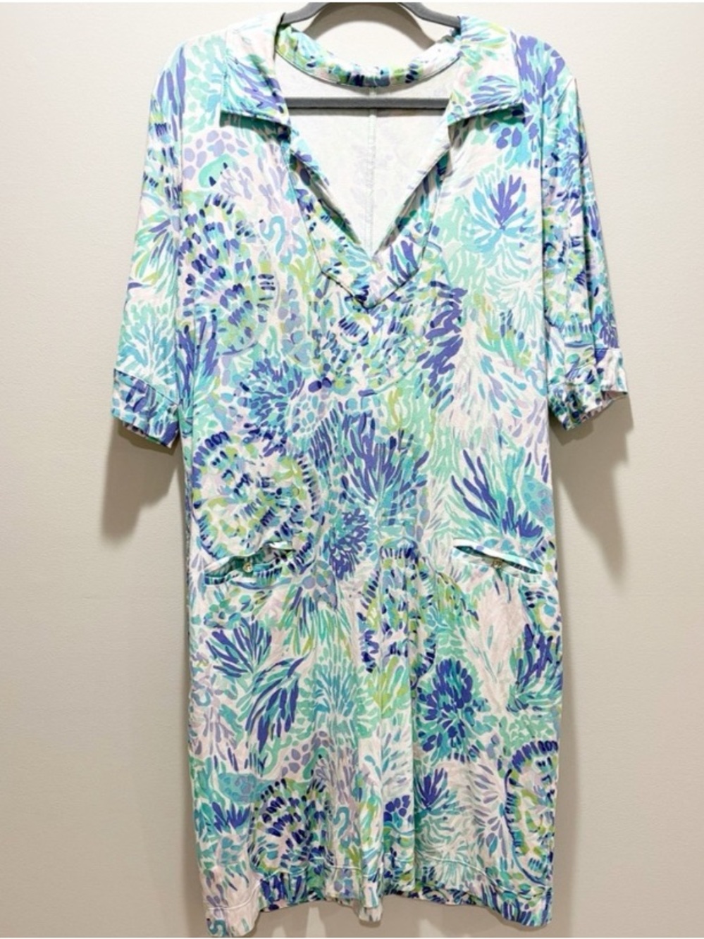 Lilly Pulitzer Quincey Shell of a Party UPF 50+ Knee Length
Casual Dress Preppy
